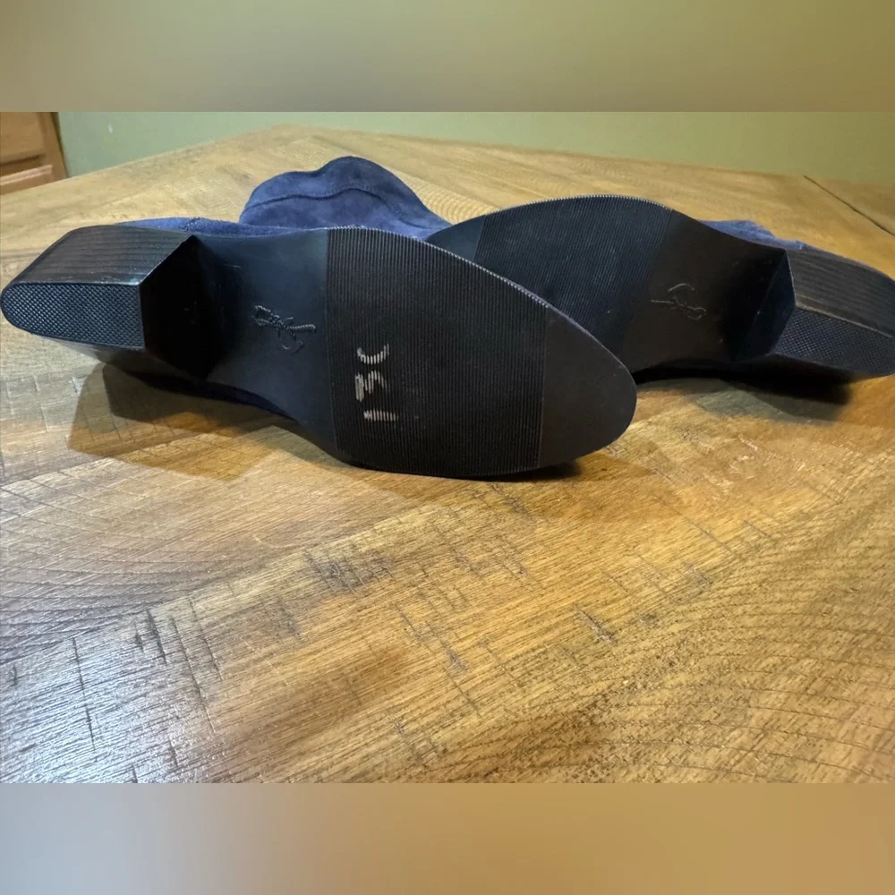 Aj Valenci Beautiful Embellished Suede Boots - Picture 11 of 11